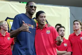 马卡披露小罗向科比介绍梅西更多细节图片