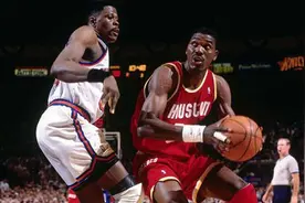 NBA2K实战教学：奥拉朱旺的梦幻脚步图片