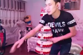 亿人公会的YY有多强大？明星主播阿哲上演精彩直播助兴视频封面