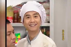 炊事班小毛终于当上了班长，解决了班上的大问题