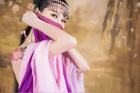 小说：我已无敌，你让我替你看守帝陵？图片