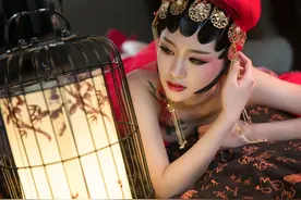 小说：出大事了！天师惹上密室灵位牌！图片