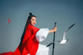 小说：少年十六岁开启灵体，却瞬间跨越五个等级，简直就是奇迹图片