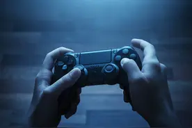 小说：穿越成高中生，小伙开启系统宝箱，得到最强神级天赋图片