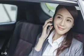 小说：美女想要脚踏两条船，她能如愿以偿吗。图片