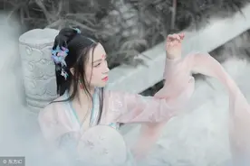 小说：算盘珠子崩我脸上了，夫人是你们能打主意的么？图片