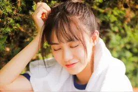 小说：震惊！妹子自荐枕席，我居然……图片