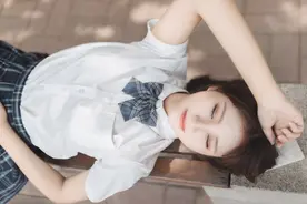 小说：青春靓丽无敌美少女追爱之旅图片