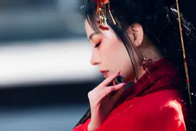 小说：小伙初入武林，发现高手内力深不可测，用内力就能燃起火焰图片