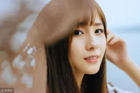 小说：小小村姑身负锦鲤运，刚走到水边，一条大鱼飞进了她怀里图片