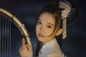 小说：王爷看着她布满伤疤的面颊居然亲了上去，侍卫直接看吐了图片