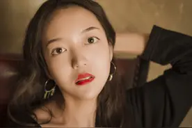 小说：初恋回国两天，丈夫一脚踹开妻子：明天十点民政局，离婚图片