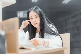 小说：我天！小助理失恋醉酒，睡了姑姑继子兼顶头大BOSS？图片