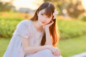 小说：高利贷老板贪图妹妹美色以人抵债，却不知仙王哥哥找上门来图片