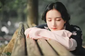 小说：亲过之后干儿子就变成亲儿子了图片