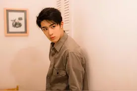 小说：妻子带病去抽骨髓，丈夫无情将结婚证扔向她：这是答应你的图片