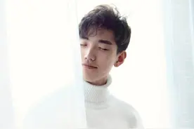 小说：少爷对丫鬟一见钟情，却因病弱不肯靠近，丫鬟想见他被拒绝图片