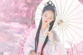 小说：重生女主如何复仇？先从收拢财产开始图片