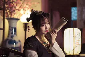 小说：皇后，你又怀了一个朕的孩子，难道你不高兴吗图片