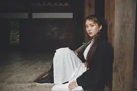 小说：小伙意外收了一个宝藏女人，他：还有什么是你不会的？图片