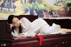 小说：你打算装到什么时候？图片