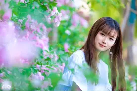 小说：农村小伙开着豪车，美女主动上来搭讪，却不知对方另有目的图片