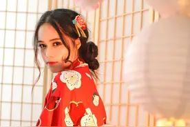 小说：她曾奇丑无比，而今成为绝色佳人，她迷倒了身旁所有男子图片