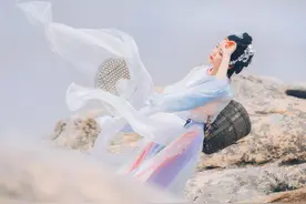 小说：大漠黄沙下的千年秘宝：与土匪的生死暗战图片