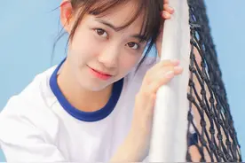 小说：老婆见闺蜜犯病，现场没人会医治急得团团转，赘婿：让我来图片