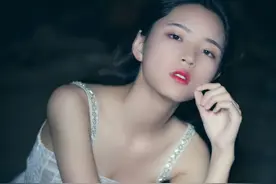 小说：面对前世深爱自己的人，直接求婚图片