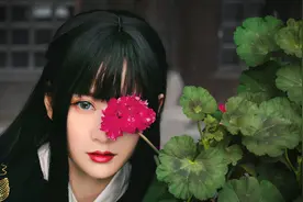 小说：末日逃难？她有空间有房车，日子过得简直不要太舒服哦图片