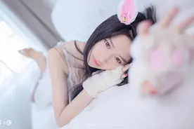 小说：打工回家发现父亲去世，借住村长家，却因村长儿子发现真相图片