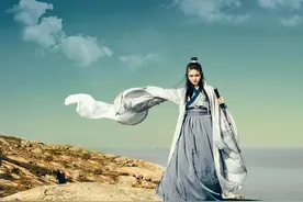 小说：抓妖，会有猎妖点进账，抱住双足飞龙的腿会发生什么图片