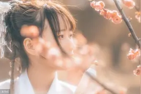 小说：小正太洋洋得意骑着黑豹逛街，黑豹却觉得很丢脸图片