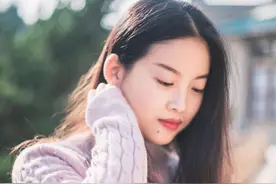 小说：请你自重，我们只是朋友图片