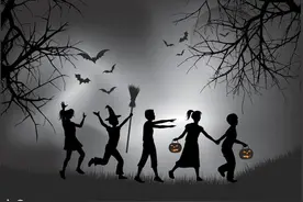 小说：老太太说电视剧里爬出一个人，我不信，不料这时诡异发生了图片