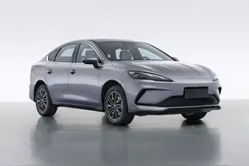 比亚迪全新轿车曝光，定名为海豹05，车长4780mm，搭载DM插混动力图片