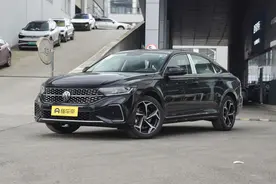 15万能买帕萨特？合资中型车优惠价太卷了！图片