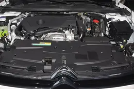 凡尔赛：论操控，同级别就没输过图片