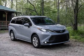 底盘升高，自带行李架与拖车钩，丰田推出塞纳林地版，喜欢吗？图片