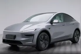 售价26.35万元起，2025款特斯拉Model Y上市，基于400V架构图片