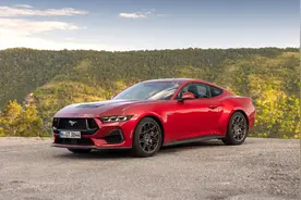 新车丨售价约23万元起/两种动力系统，2026款福特Mustang售价曝光图片