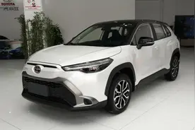 搭2.0L发动机，家用SUV又有“新选择”！静态体验广汽丰田锋兰达图片