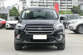 福特翼虎：体验EcoBoost 180 两驱铂翼型 国VI，配1.5T引擎+全景天窗图片