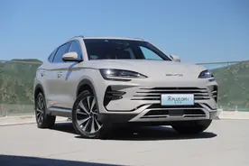 宋PLUS DM-i冠军版：全面升级，同价位“六边形战士”！图片