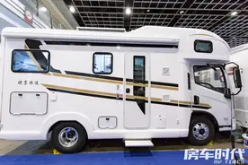 舒欣轻卡房车 上汽跃进H500底盘 经典对座布局 水电充裕畅享舒适旅居图片