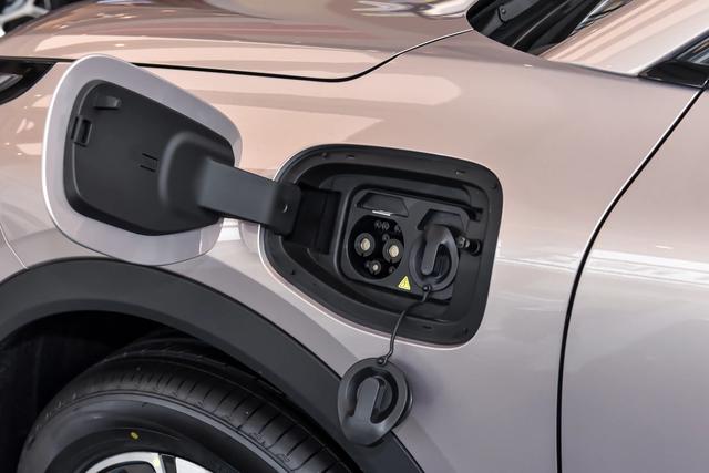 长安启源全新Q05上市