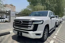 丰田酷路泽LC300即将开售 国六 预售价超90万 预计明年交付图片