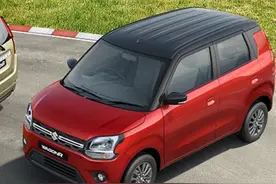 新车 | 售约4.8万元/可选1.0升三缸机 2025款铃木“北斗星”官图发布图片