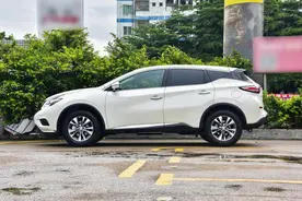 被“忽视”的日产楼兰，配2.5L发动机，买一送一？不，优惠更大图片